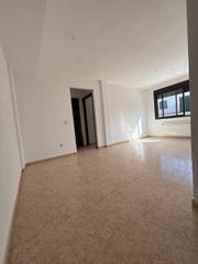 Appartement en Calle real 36. Piso muy luminoso, bien ubicado y con pequeo patio