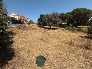 Residential Plot in Camino de la granja san antonio 5. Parcela centrica y con todos los servicios de esquina