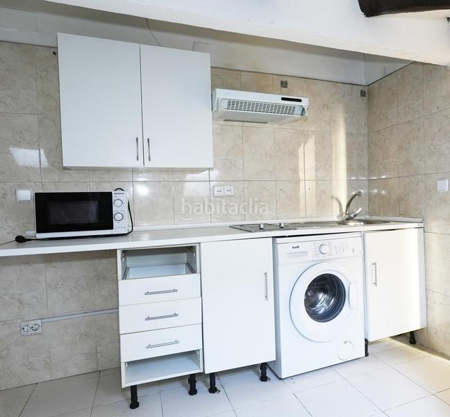 Foto 502a232f-c92b-4dfc-9732-743f19ec2141. Piso en Argüelles Madrid