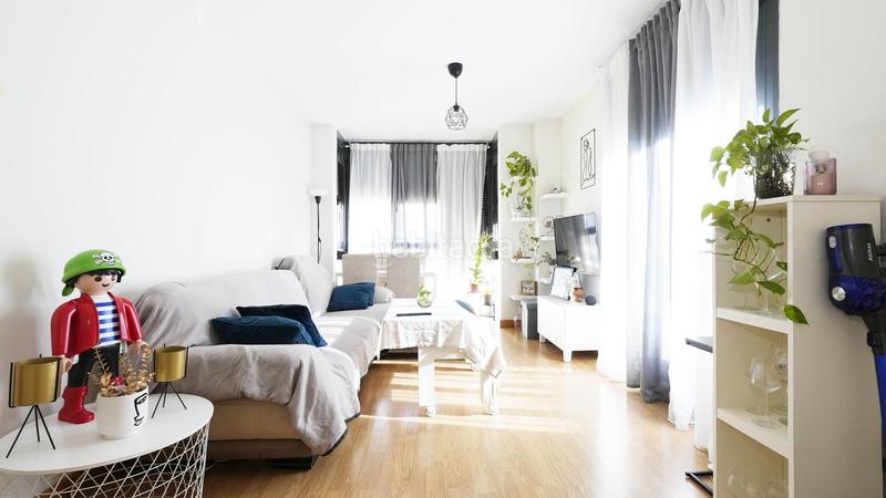 Foto 7f6d952d-975c-49c8-9c55-7ffc59787a2b. Appartamento con riscaldamento parcheggio in Ensanche de Vallecas-La Gavia Madrid