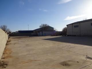 Local Comercial en Calle Hierro