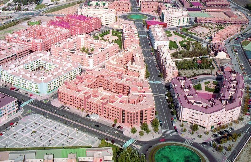 Foto 23774c29-1b00-407f-b608-56a538fe01be. Edifici a San José-Buenos Aires Pinto