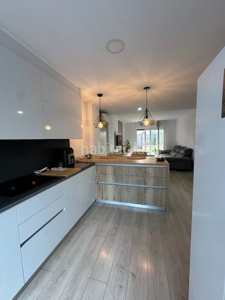 Foto 510b3d37-2e79-46ca-9454-8e00e5741586. Casa adossada amb calefacció aparcament piscina a Valdemoro