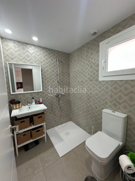 Foto 78a5d4fe-29d5-48ee-9dc2-9b42275c098c. Casa adossada amb calefacció aparcament piscina a Valdemoro