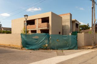 Casa pareada en Carrer avets. Casa apareada obra nueva