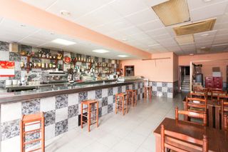Local Comercial  Carrer sant josep. Precioso entresuelo reformado en el centro de montbui!!
