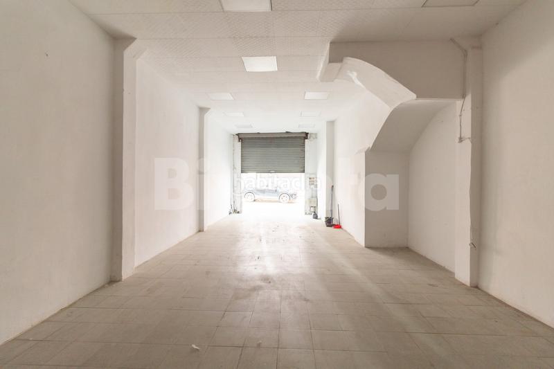 Foto 433e572a-14f6-4c25-b72a-1afa8824af08. Alquiler local comercial  renovado en Igualada