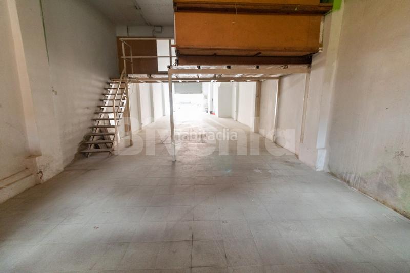 Foto c936fc87-9be9-42cf-bb82-111901c398ce. Alquiler local comercial  renovado en Igualada