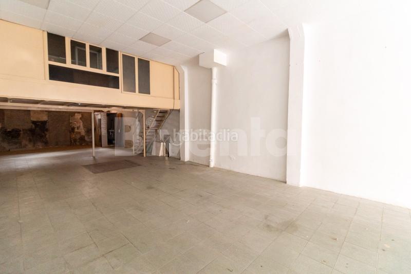 Foto b96560f7-afa4-4883-8c2e-a5a83fb52bf8. Lloguer local comercial a Centre Igualada