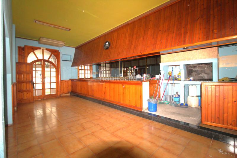 Foto 0f21dbc3-3d51-445d-a16f-6b46cf276fc2. Edificio in Alcanar