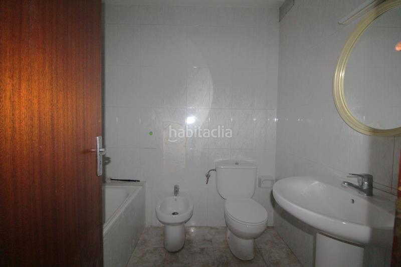 Foto 25f2bd5a-90e1-4015-a9e1-47d9003e56df. Edificio in Alcanar