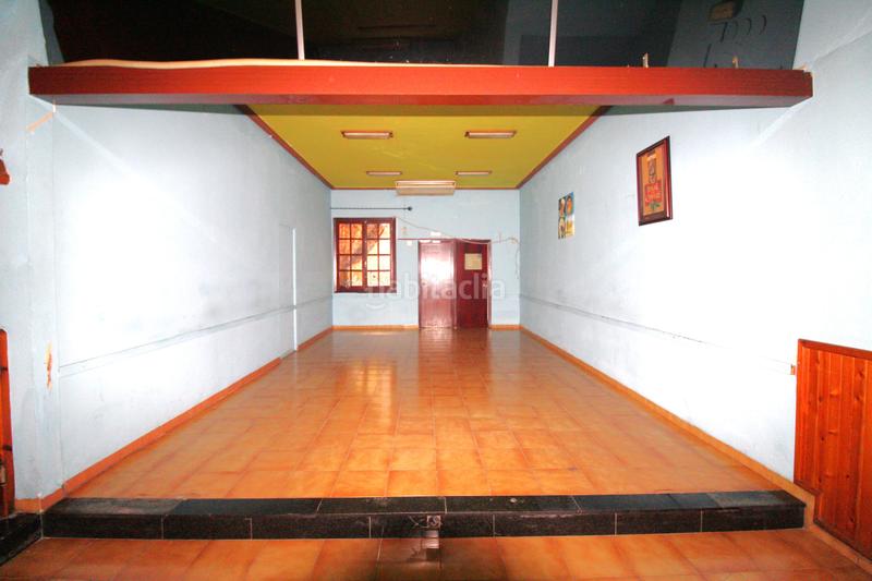 Foto 30d4aab1-431d-41b3-b9a5-9f9453de99e1. Edificio in Alcanar