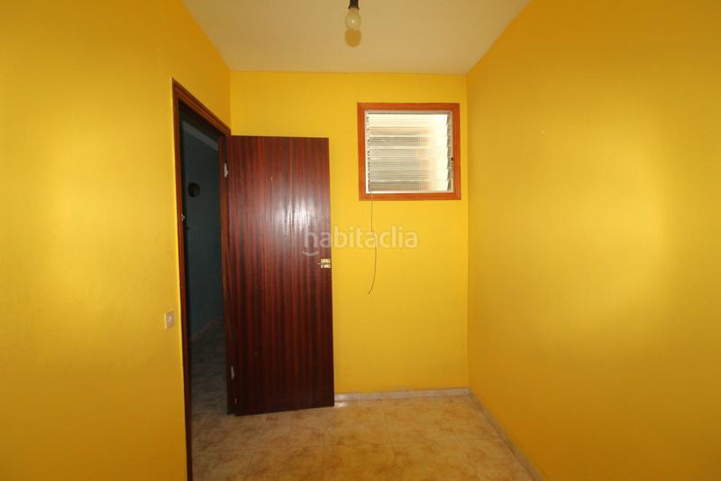 Foto 3a9e7b39-9c2f-424a-b6c7-d4119f5d99ce. Edificio in Alcanar
