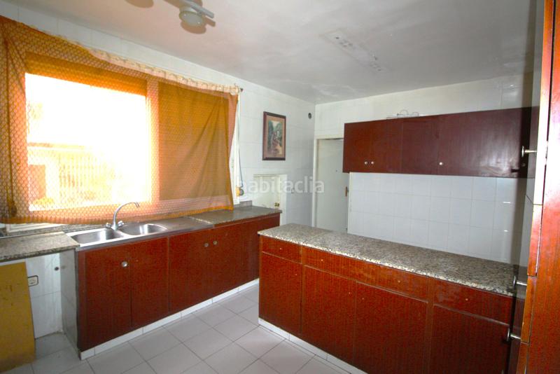 Foto 501dd04f-9046-4704-9197-544a1934a068. Edificio in Alcanar