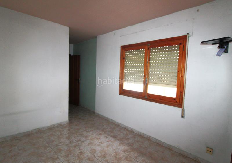 Foto 57b89362-02f7-4603-b5af-2f99b5922d8f. Edificio in Alcanar