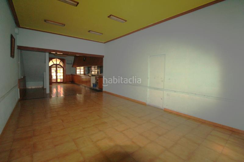 Foto 88854f00-da27-4305-9de5-1af505365a47. Edificio in Alcanar