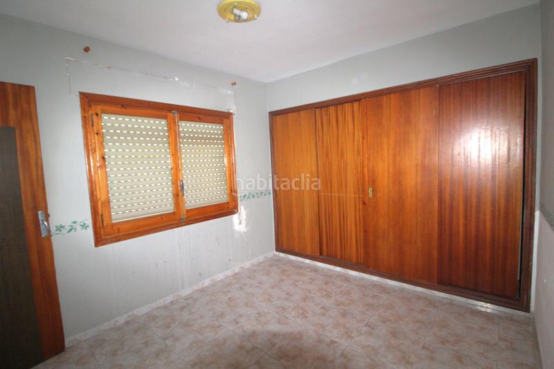 Foto 8d2f0c93-a765-45e3-ade5-246b41f6182d. Edificio in Alcanar