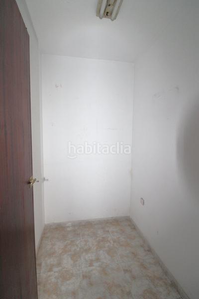 Foto b01d65e2-8546-4d20-8659-d1c3f1340bf8. Edificio in Alcanar