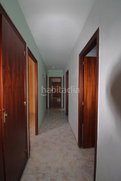 Foto c507576c-c1fc-4ddb-98cf-fa074c2404ed. Edificio in Alcanar