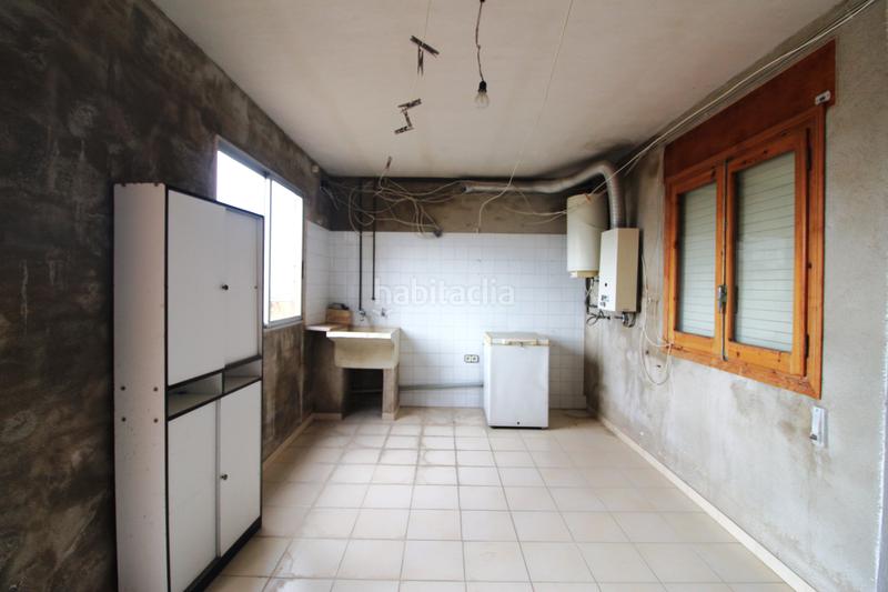 Foto dedf617a-487c-472c-a434-4c479cd55996. Edificio in Alcanar