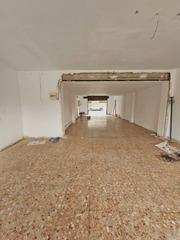 Local Comercial a Llevant. Local perfecto: alquiler, venta o opcin a compra