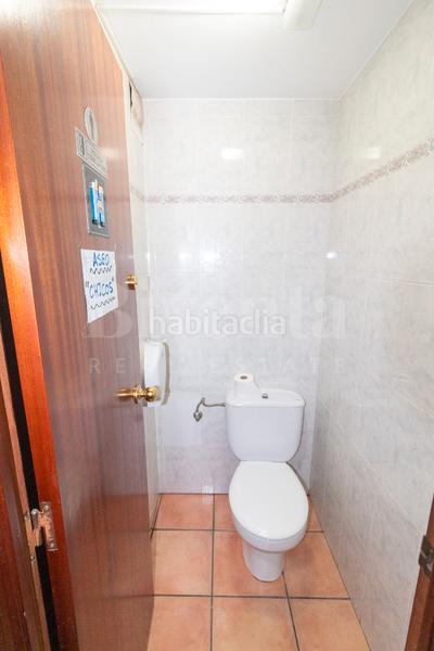 Foto 383781d9-1d67-4947-9db1-dfa58f2f9777. Alquiler local comercial este local espera alguien como tú en Vilanova del Camí
