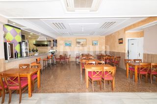 Local Comercial en Vilanova del Camí. Local comercial bar-cafetería con 15 años de trayectoria continu