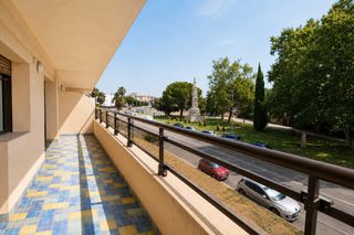 Appartement  Carretera de tarragona. Piso  con gran balcón-terraza, suite y ascensor a 5 min de la pl