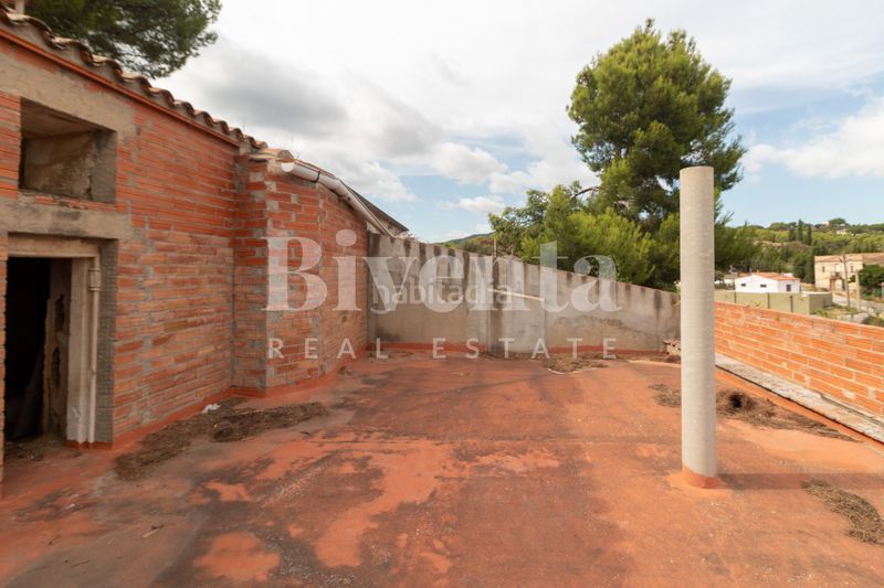 Foto a51473e4-1b13-40fd-98f6-b9470b7df4bf. Casa amb aparcament a Piera