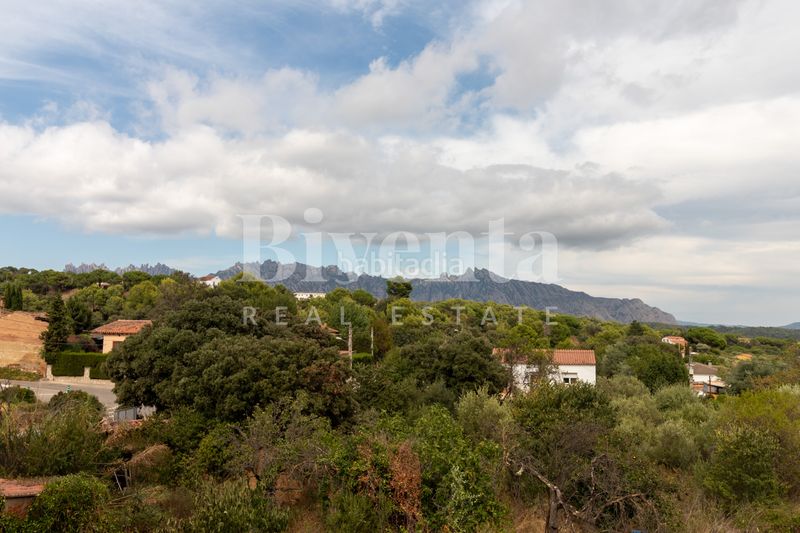Foto c2e443f1-78c9-4fcd-9799-adfba55d2a12. Casa amb aparcament a Piera