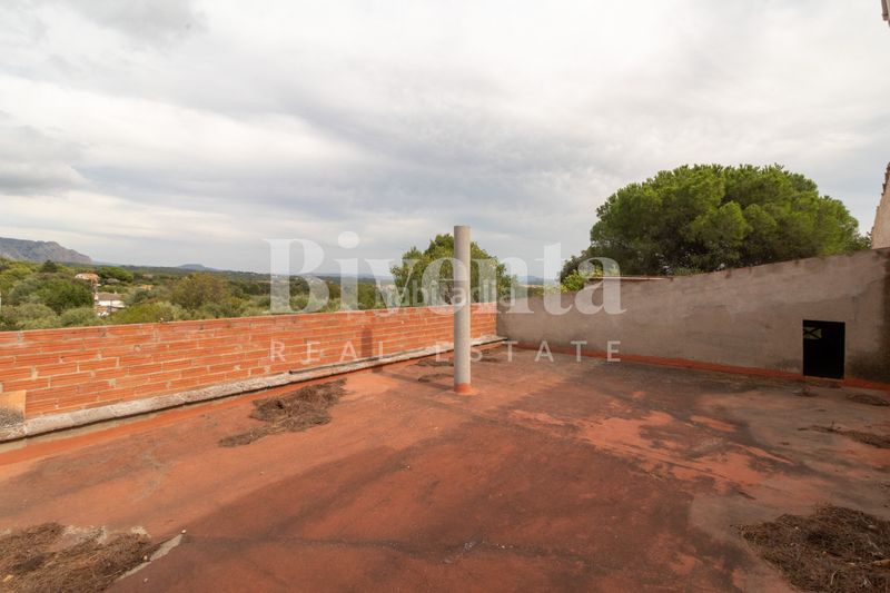 Foto e763271f-2d98-4d7e-ade3-9bcb1dca6351. Casa amb aparcament a Piera
