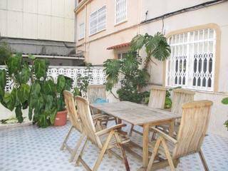 Casa in Casco Urbano. Casa en venta en nucli urbà