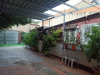 Casa  Real. Solar con caseta