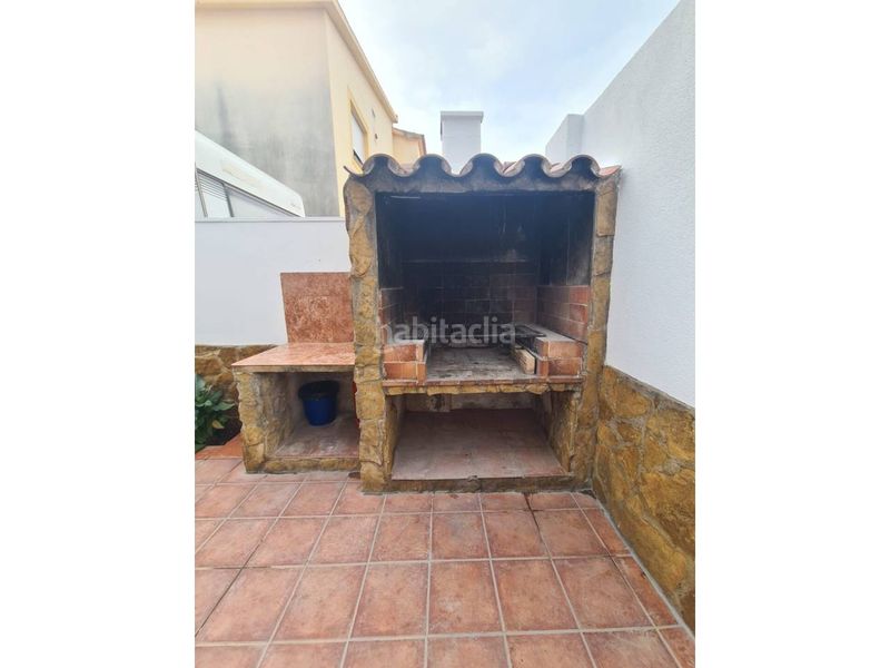 Foto 3d1ef1cb-50a3-4405-9a7c-1b9a2e30ba26. Xalet amb calefacció aparcament a Casco Urbano Vinaròs