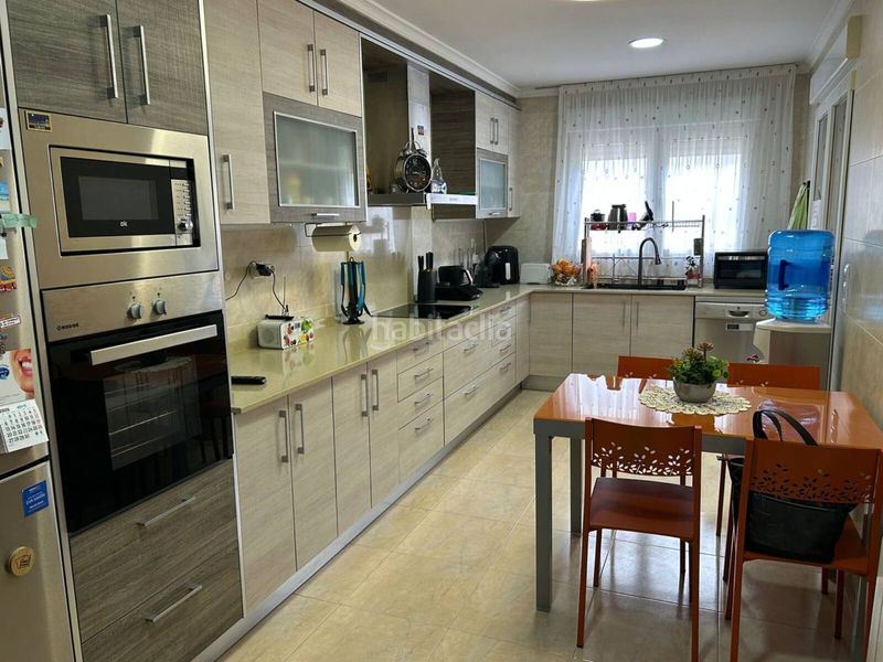 Foto 0bd4524c-9ce5-464f-b468-b09e26d00008. Casa amb aparcament a Casco Urbano Vinaròs
