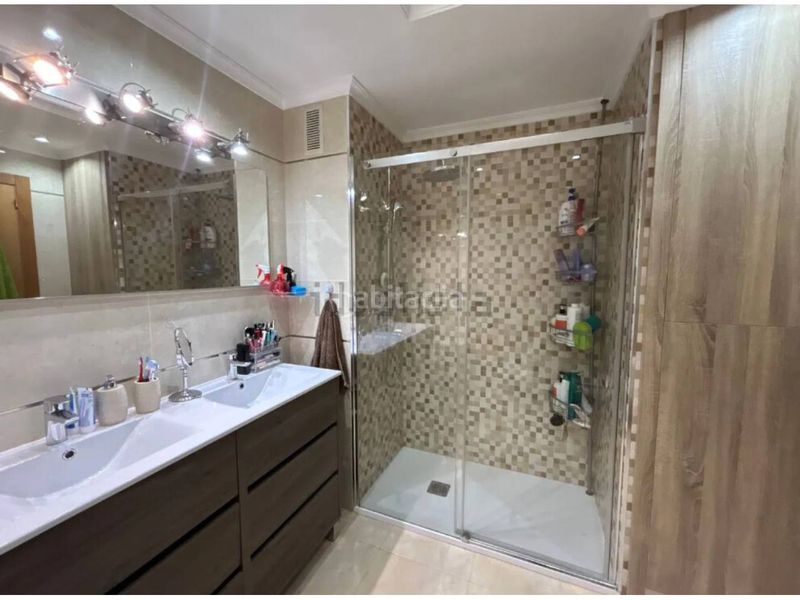 Foto cbbf62db-1550-4910-867c-760ea85f5759. Casa amb aparcament a Casco Urbano Vinaròs