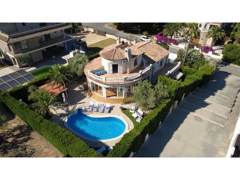 Foto a2dc5d95-e0f2-4a7d-b5aa-4fd79b0336d7. Xalet amb calefacció aparcament piscina a Ampolla (L´)