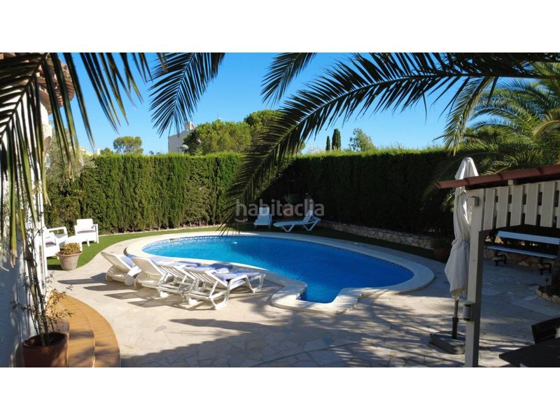 Foto d04f572e-4cbf-4a21-b0b4-2db6da62ce1f. Xalet amb calefacció aparcament piscina a Ampolla (L´)