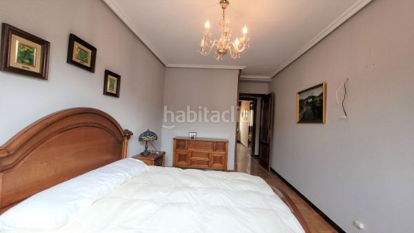 Foto 00a66e0c-b954-4829-ae38-b15ce4527f3d. Pis amb calefacció aparcament a Grado