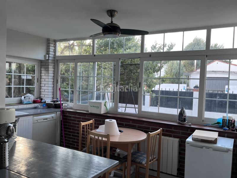 Foto 8c6f1436-baa9-45b5-b87c-81d06b6cda1d. Chalet with heating pool in Villalbilla pueblo Villalbilla