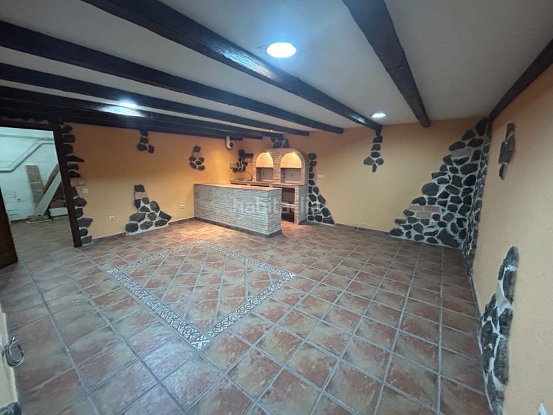 Foto 62a629b5-1cfa-45ea-aa70-21ff8102678e. Casa adossada amb calefacció aparcament a Corpa