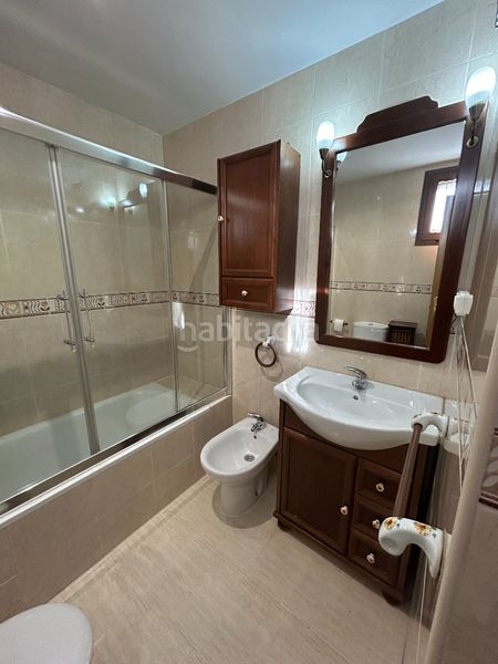 Foto b18c1dba-104a-4d23-8a84-03d89e0e1015. Casa adossada amb calefacció aparcament a Corpa