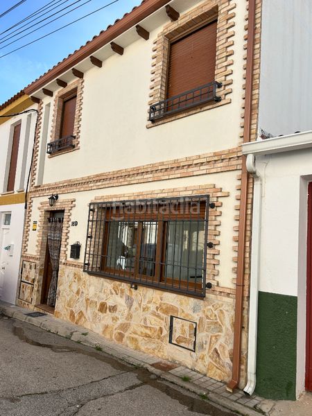 Foto caf7ae15-00a8-4b6f-9331-7a5d9994c776. Casa adossada amb calefacció aparcament a Corpa