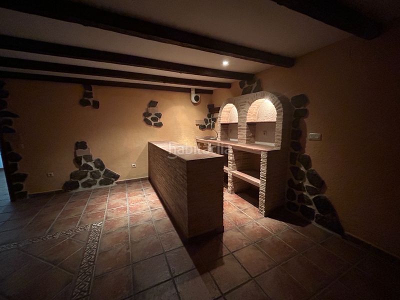 Foto e10eddf1-78b5-4893-a3ef-df4382a78fa1. Casa adossada amb calefacció aparcament a Corpa