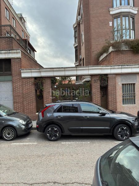 Foto 707a583b-7b22-4bd3-b8e8-63b2c46eb2fe. Aparcament cotxe a Concepción Madrid