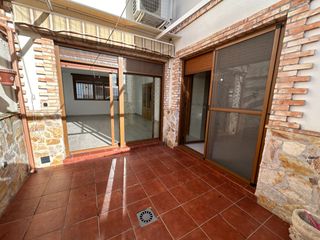 Lloguer Casa a Corpa. Espectacular chalet adosado totalmente reformado con excelentes