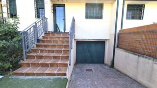 Casa adossada a Calle Atienza