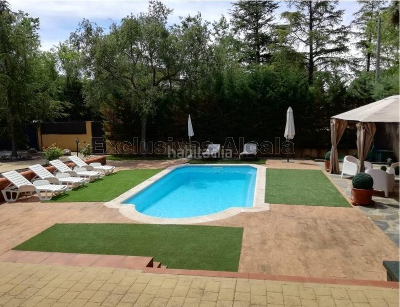 Foto 4f1ae6ad-ba9f-43c7-8a5f-6af4342969a0. Chalet avec chauffage piscine dans El Robledal Villalbilla