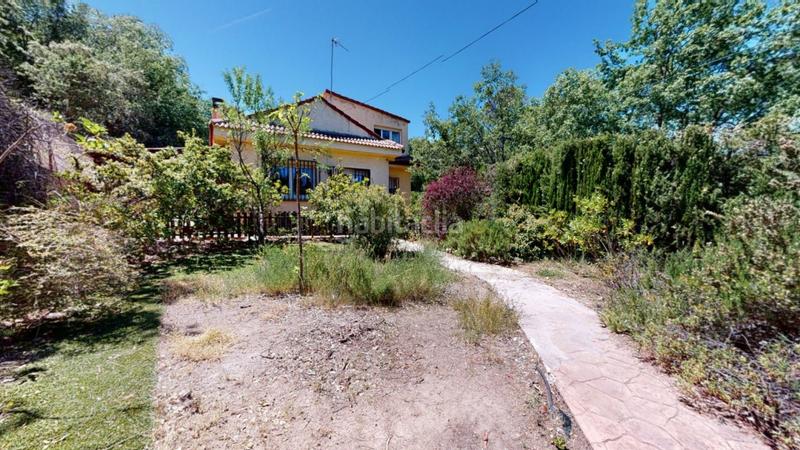 Foto 5bdbeafe-dfb0-4e12-bd40-2fc1117ab68a. Chalet avec chauffage parking piscine dans El Robledal Villalbilla