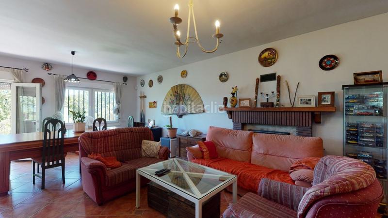 Foto 79d407cf-8ba6-4e8f-9c9a-acc9c21fbd1d. Xalet amb calefacció aparcament piscina a El Robledal Villalbilla